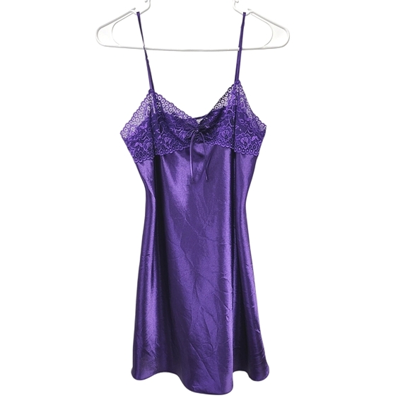Morgan Taylor Other - Morgan Taylor Women's‎ Purple Satin Chemise Size Medium